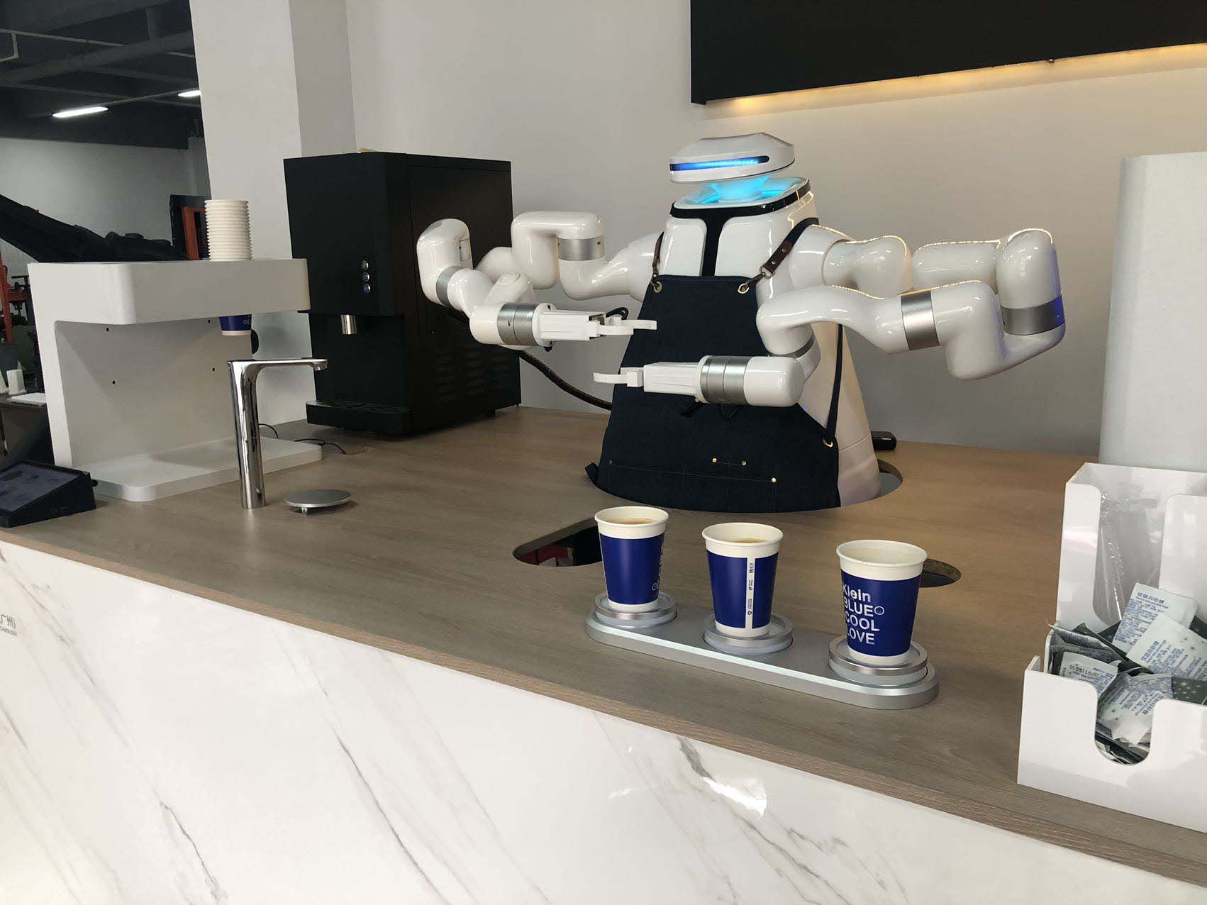 コーヒーロボット