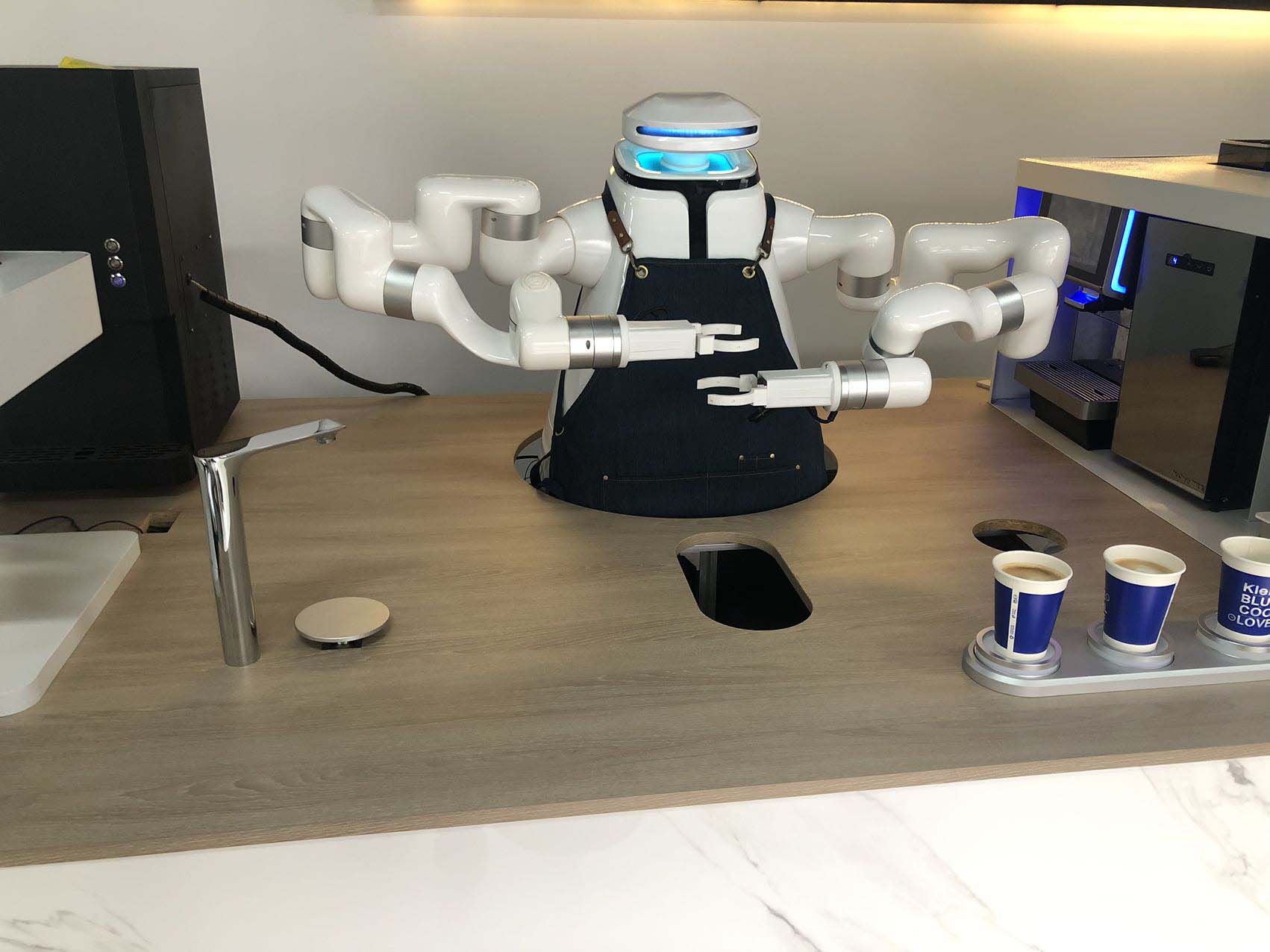 コーヒーロボット