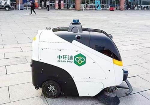 高速鉄道西駅の「シャオバイ」掃引ロボット